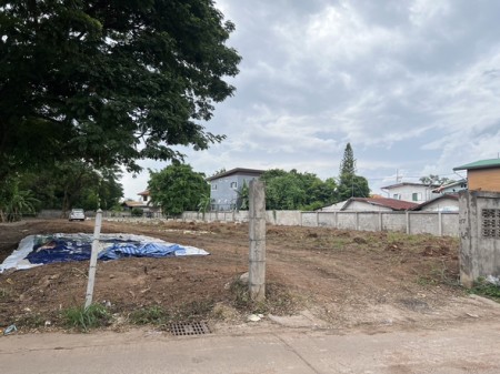 ขายที่ดินใจกลางเมืองอุดร ใกล้Central Plazaอุดร ใกล้HomePro อุดรธานี ถูกกว่าตลาด เหมาะทำคอมมูนิตี้มอลล์ ใกล้UD Townอุดร