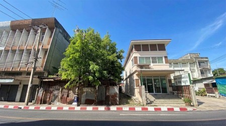 ใจกลางเมืองเพชรบุรี, ขายที่ดินใกล้ตลาดเทศบาลเมืองเพชรบุรี เหมาะสร้างอาคารพาณิชย์ หอพัก หรืออยู่อาศัย