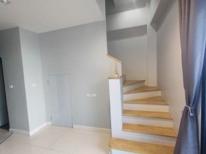 ขาย โฮมออฟฟิศ HomeOffice-For-sale-Ratchada32,Chokchai4, ทำเลเลียบด่วนเกษตรนวมินทร์รัชดา32 โฮม3ชั้นเหมาะสำหรับทำโฮมออฟฟิศ ลาดพร้าว Wanghin,Naknivas